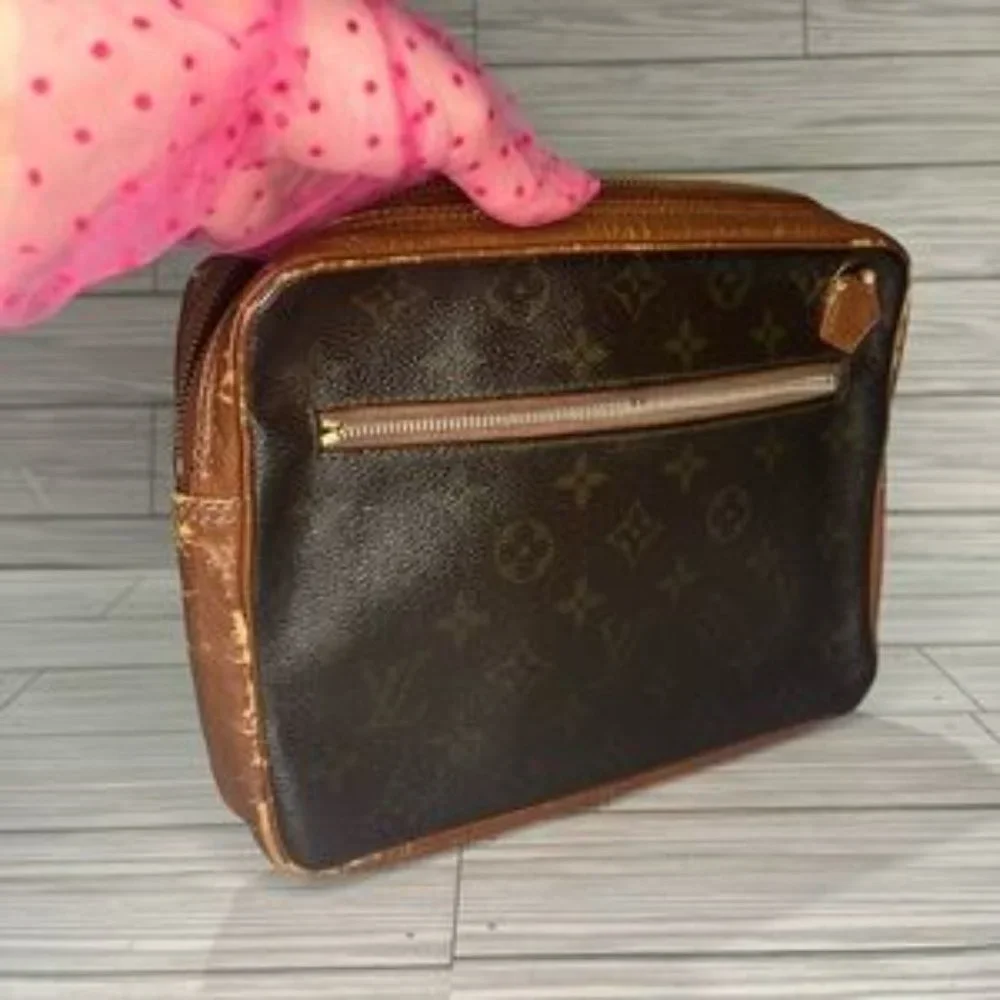 Louis Vuitton Monogram Pochette Second 184 Sport Clutch***